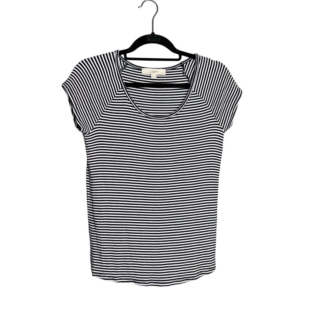 LOFT Petite Ribbed Short Sleeve Top Size SP Black White Stripe Scoop Neck Fitted